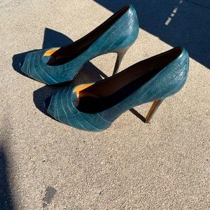 LAMB BLUE PUMPS size 8